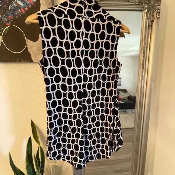 Philosophy sleeveless top size Small - Picture 3 of 4